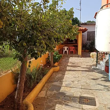 בית נופש Theodoras House *