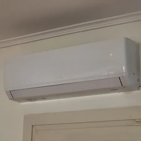 בית נופש Theodoras House ניאה מיכאניונה