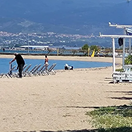 Theodoras House בית נופש