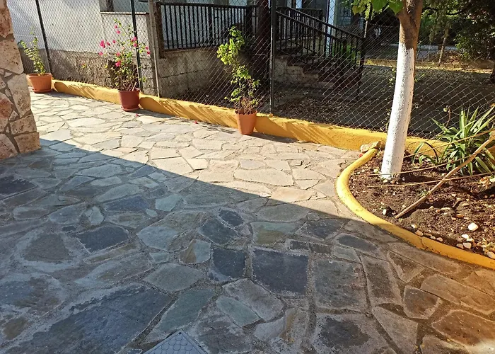 度假居 Theodoras House 尼亚米卡尼奥纳