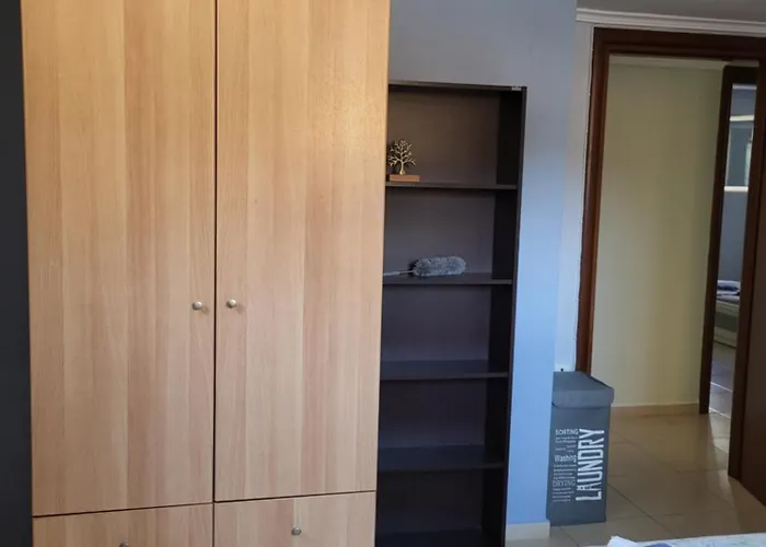 度假居 Theodoras House *