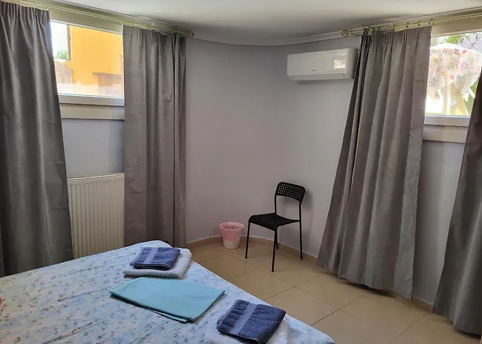 度假居 Theodoras House 尼亚米卡尼奥纳